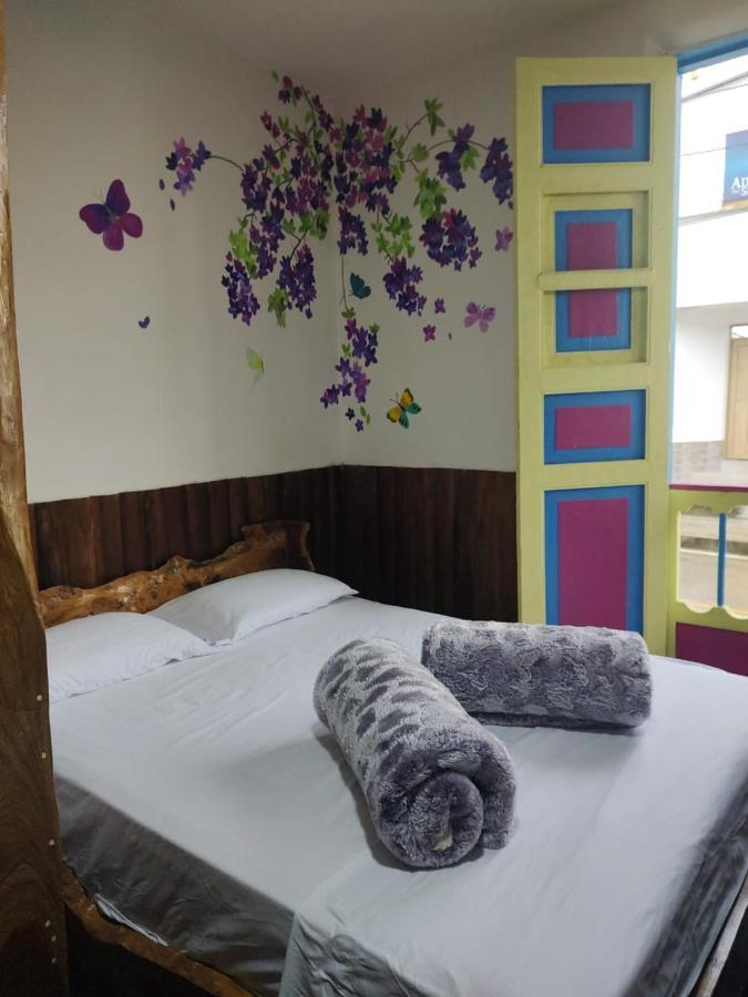 Hostal Casa Madrigal Hotell Filandia Exteriör bild